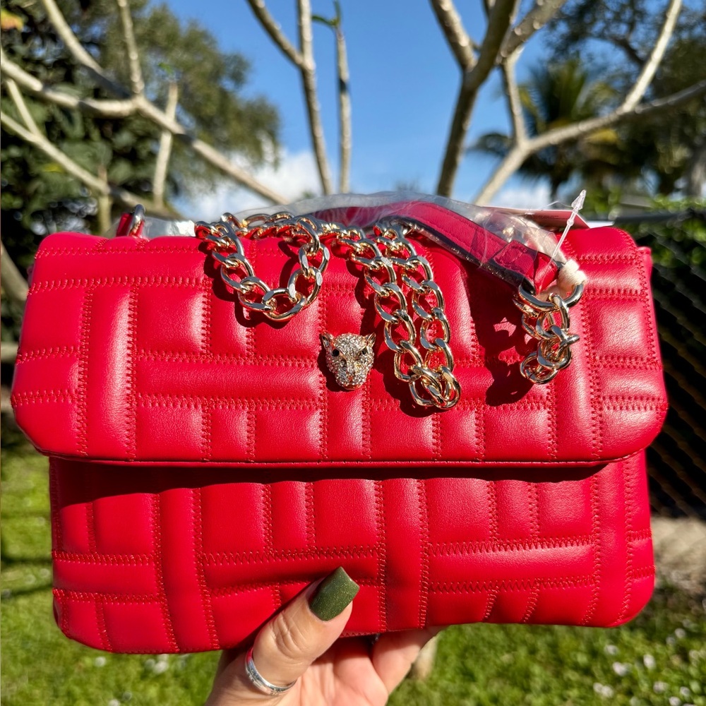 JESSICA SIMPSON Gillian Quilted Shoulder/Crossbody Chain Bag in Crimson Red - Picture 5 of 16
